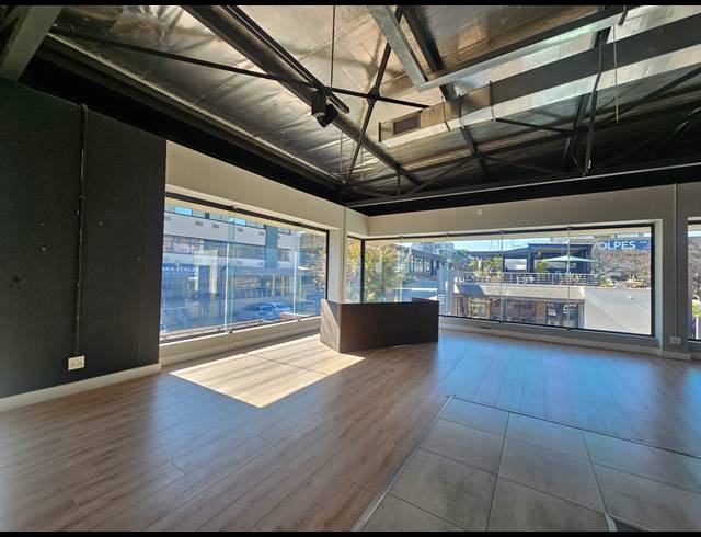 768M² SHOWROOM TO LET IN KRAMERVILLE